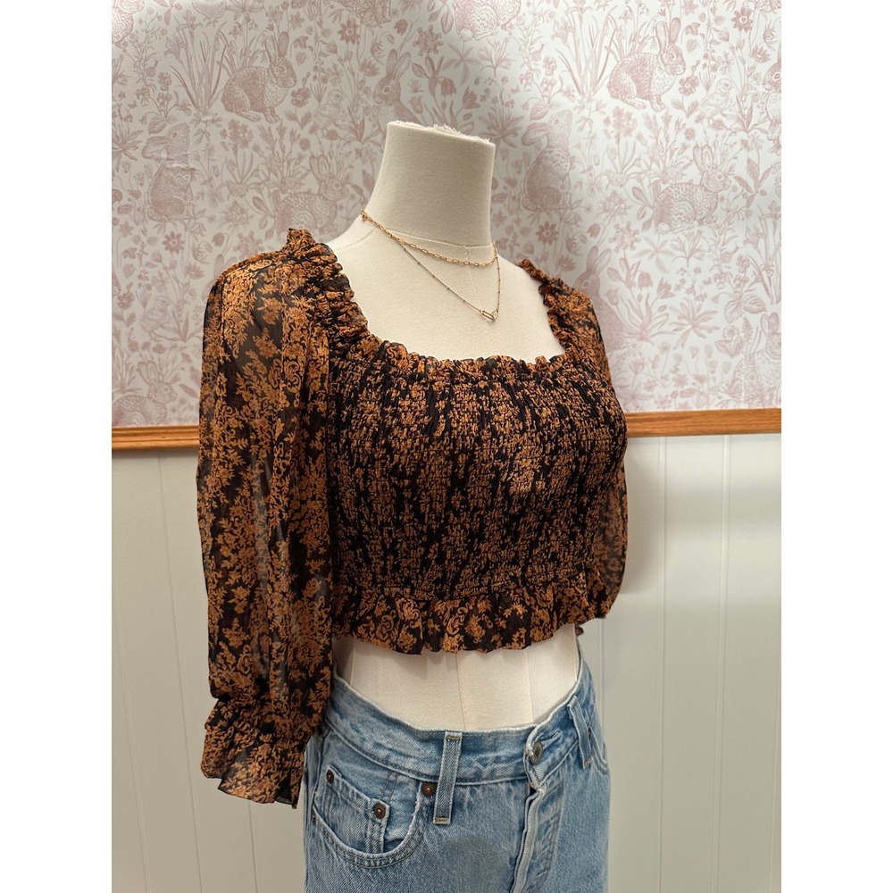O.VIANCA Smocked Floral Crop Top – Size Large - Picture 4 of 6
